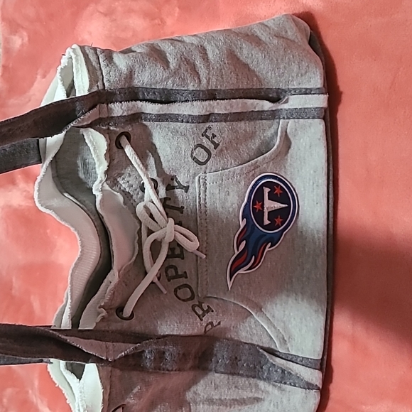 Titans Purse - Picture 4 of 4